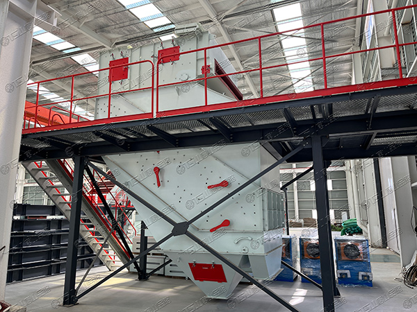 高頻篩，細(xì)物料篩分專家，效率高還不堵孔